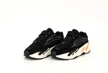 Кроссовки женские рефлективные черные Adidas Yeezy 700 v2 
Отличная модель обуви. . фото 7