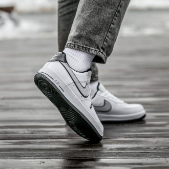 Кроссовки мужские белые Nike Air Force 
А вот и еще одна потрясающая белая расцв. . фото 8