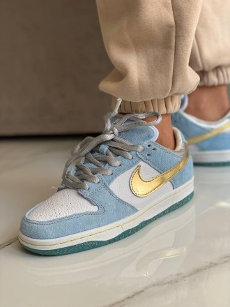 Кроссовки женские голубые Nike SB Dunk Low x Sean Cliver 
Представляем вам женск. . фото 10