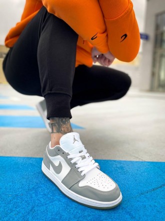 Кроссовки женские серые Nike Air Jordan Retro 1 Low 
Вы только посмотрите на эту. . фото 6