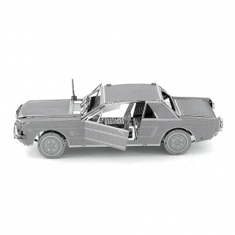 
Масштабная 3D модель автомобиля Ford Mustang 1965 из нержавеющей стали.
Металли. . фото 4