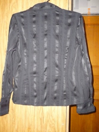Предлагаю брендовую H&M блузку, отличного качества и состояния (без изъяна).. . фото 4