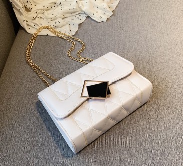 Женская мини сумочка клатч на цепочке, маленькая сумка через плечо
Характеристик. . фото 7