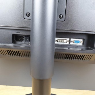 О товаре Широкоформатный монитор Samsung B2240W с матрицей 22" (1680x1050) TN дл. . фото 3