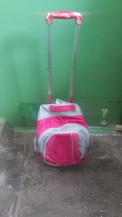 Рюкзак     с     мегающими    разными   огоньками    колёсами для     девочки   . . фото 10