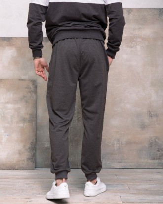 Спортивные штаны из двухнитного темно-серого трикотажа с боковыми карманами и св. . фото 4