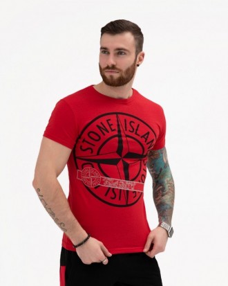 Красная эластичная футболка сшитая из хлопкового трикотажа. Модель с короткими р. . фото 2