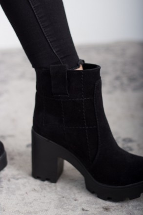 Женские ботинки черные Caji 2641 Ботинки женские выполнены из натуральной замши,. . фото 3