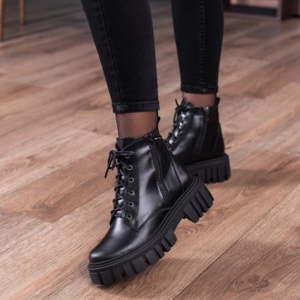 Женские ботинки черные Helix 3341 Ботинки женские выполнены из натуральной кожи . . фото 3