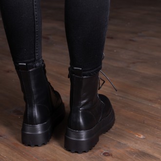Женские ботинки черные Hera 3357 Ботинки женские выполнены из исскусственной кож. . фото 4
