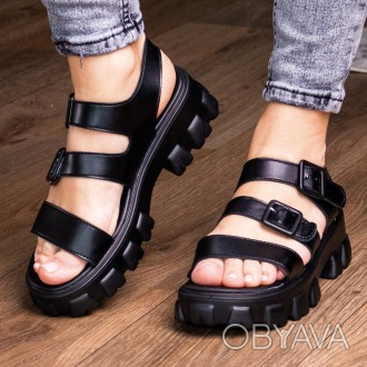 Жіночі сандалі чорні Paloma 3019
Сандалі зі штучної шкіри чорного кольору модне . . фото 1