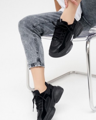Черные демисезонные комбинированные кроссовки из сетчатого материала с вставками. . фото 3