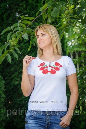 Вышивка Два цвета
Женская футболка вышиванка - неотъемлемая составляющая гардеро. . фото 3