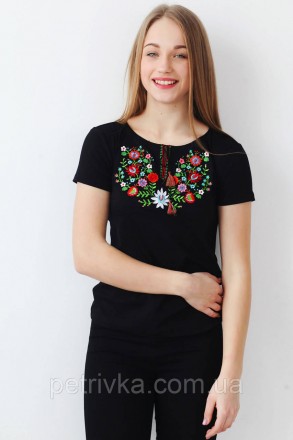 Женская футболка вышиванка - неотъемлемая составляющая гардероба каждой украинск. . фото 3