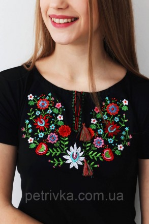 Женская футболка вышиванка - неотъемлемая составляющая гардероба каждой украинск. . фото 4