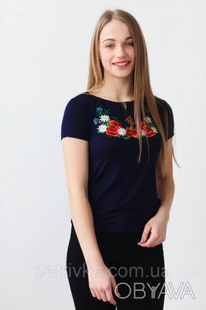 Женская вышиванка с коротким рукавом "Маки"
Роскошная синяя футболка с вышитыми . . фото 1