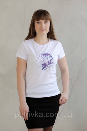 Жіноча біла футболка в стилі CASUAL, з вишитим принтом Ромашки
Висока якість тка. . фото 2