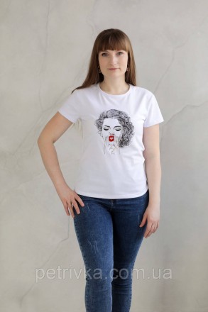 Жіноча біла футболка в стилі CASUAL, з вишитим принтом Дівчина
Висока якість тка. . фото 4
