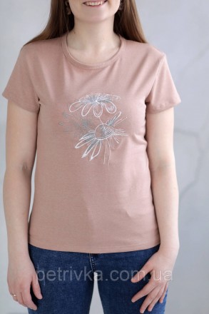 Жіноча футболка в стилі CASUAL, з вишитим принтом Ромашки
Висока якість тканини . . фото 4
