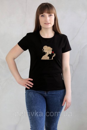 Жіноча чорна футболка в стилі CASUAL, з вишитим принтом "Жіноча роза".
Висока як. . фото 4