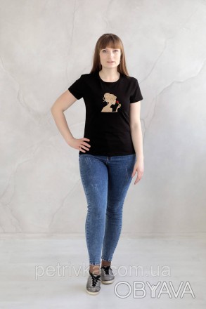 Жіноча чорна футболка в стилі CASUAL, з вишитим принтом "Жіноча роза".
Висока як. . фото 1