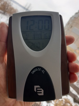 Будильник с термометром и календарем (уценка)

Размер 13,5 Х 9,5 см
Питание -. . фото 6