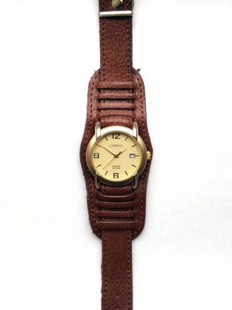 
Классические часы б/у из США, в очень хорошем состоянии с новым кожаным ремешко. . фото 4
