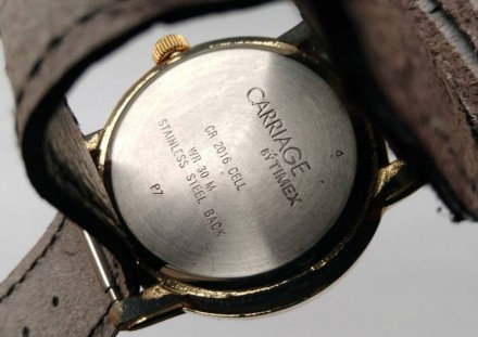 
Классические часы б/у из США, в очень хорошем состоянии с новым кожаным ремешко. . фото 10