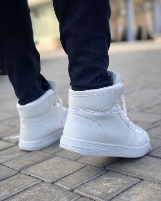 
 Обувь Высокие Белые Нью на белой подошве позволяют чувствовать комфорт даже пр. . фото 4