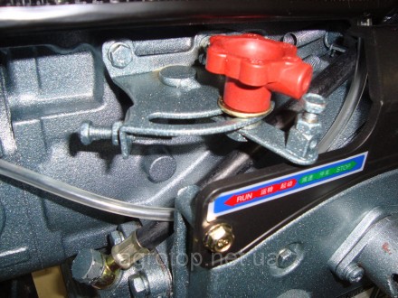 Двигатель ДД190В 10л.с.(ручной стартер)
Дизельные двигатели «Кентавр» серии ДД о. . фото 4