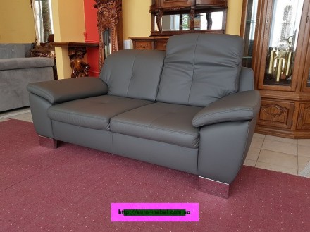 Новый кожаный диван трехместный. Диваны не раскладной. Регулируемые подголовники. . фото 3
