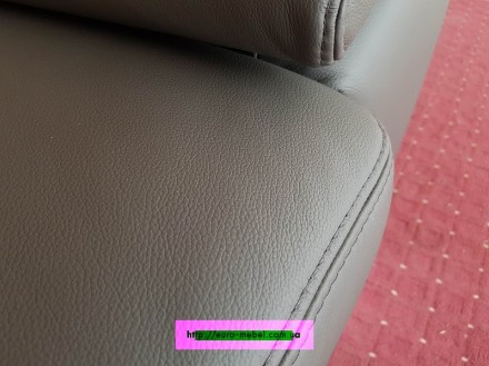 Новый кожаный диван трехместный. Диваны не раскладной. Регулируемые подголовники. . фото 11