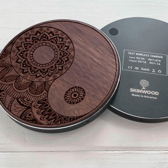 Беспроводная зарядка для телефона от SkinWood
SkinWood Fast Charger – беспроводн. . фото 5