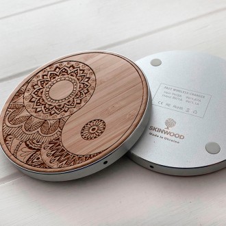 Беспроводная зарядка для телефона от SkinWood
SkinWood Fast Charger – беспроводн. . фото 4