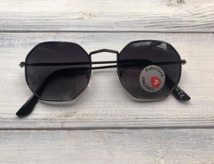 Подростковые очки с линзой Polarized
Polarized это качественная линза с защитой . . фото 2