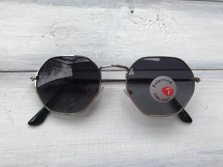 Подростковые очки polarized 3388-2 черные в серебристой оправе. Днепр. фото 1 Подростковые очки polarized 3388-2 черные в серебристой оправе. Днепр. фото 1