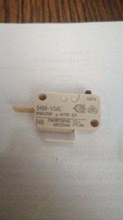 Микропереключатели D448-VGAG-CF.. Пр-во. Германия.21(8). 250.497а. -2000.шт по 2. . фото 2