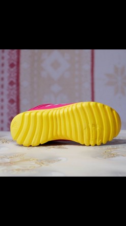 Детские кроссовки Адидас, легкие, дышащие, комфортные- представлены в размере 32. . фото 4