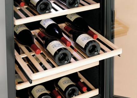 Высококачественный винный холодильник со стильным элегантным дизайном и тихо раб. . фото 4