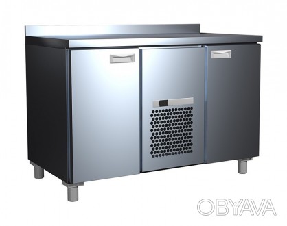 Серия холодильных столов глубиной 700мм с боковым отсеком для холодильного/мороз. . фото 1