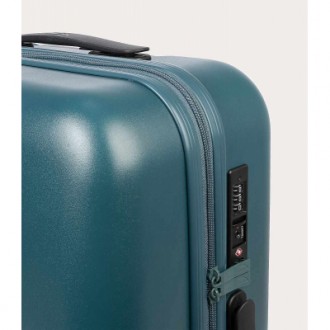 Чемодан Tucano Ted 40L - четырехколесный чемодан из поликарбоната для ручной кла. . фото 3