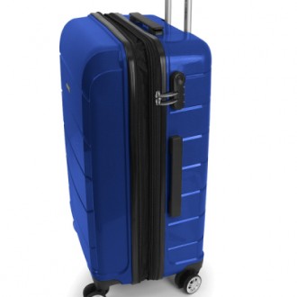 Корпус чемоданов Gabol серии Midori выполнен из прочного и долговечного материал. . фото 4
