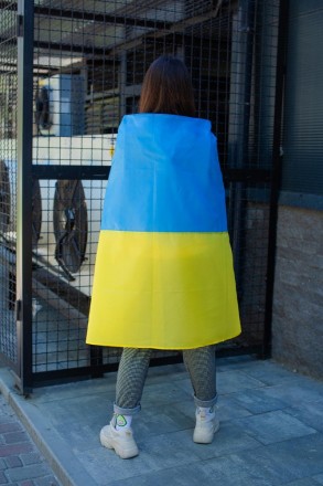 
 Флаг Украины выполнен из полиэстра – надежного и прочного материала. *Флаг сос. . фото 2