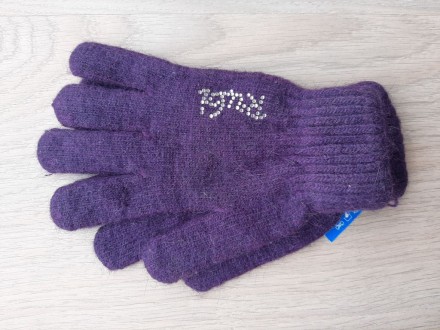 Детские зимние шерстяные перчатки

Хорошее качество

Длина 15,4 см
Ширина 7. . фото 6