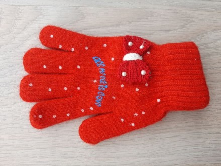 Детские зимние шерстяные перчатки

Хорошее качество

Длина 15,4 см
Ширина 7. . фото 10