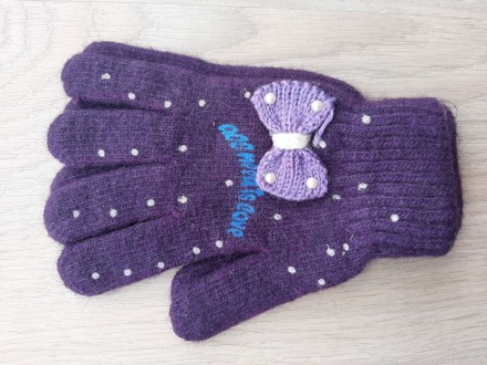 Детские зимние шерстяные перчатки

Хорошее качество

Длина 15,4 см
Ширина 7. . фото 11