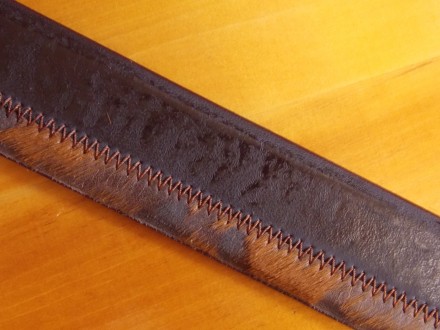 Продам кожаный ремень брючный новый, тёмно-коричневый, комбинированный со вставк. . фото 6