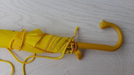 Детский зонтик (желтый)

Диаметр 88 см
Длина 61 см

Новый
Потерялась закру. . фото 5