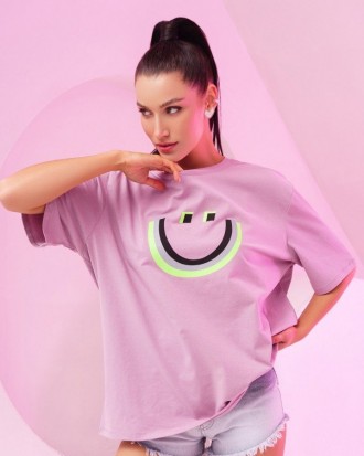 Удлиненная темно-розовая футболка выполненная из эластичной трикотажной вискозы . . фото 2