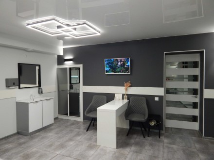 Продам помещение под салон красоты возле Куликового Поля. Одесса. фото 1 Продам помещение под салон красоты возле Куликового Поля. Одесса. фото 1